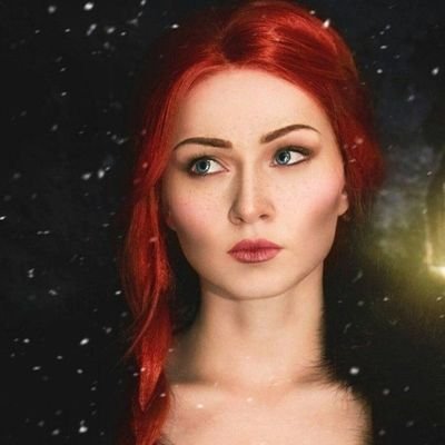 Queen in the North! The North will always remember, as it always has. #ᏦᎩᏝᎥᏋ ●RP @TheHoundSlayer is my Queensguard my sister the executioner @AryaTheAssassin