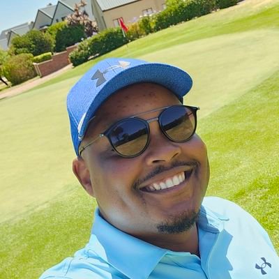 Chartered Accountant (Z). 
Avid golfer ⛳🏌🏾
In no particular order: MMA, Rugby, NFL, Football.