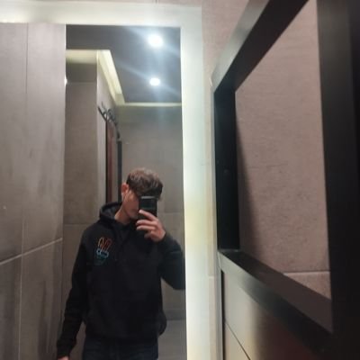 lujn_ro1's profile picture. Cuu