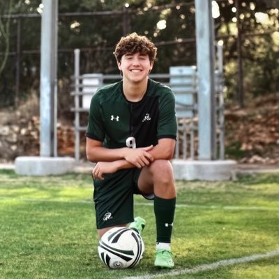 #8 Reagan HS Freshman 🏈 Special Teams/Kicker * #9 JV Green Soccer Right-Mid/Forward *All Relay Track Runner* Texas 2027