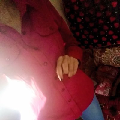 sym1671881's profile picture. ابـيةة الهواء ☂️