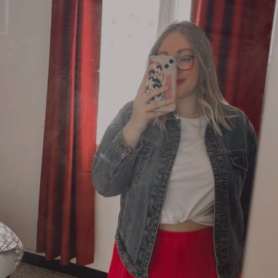 EmelyneGuerriat's profile picture. 23y  BE