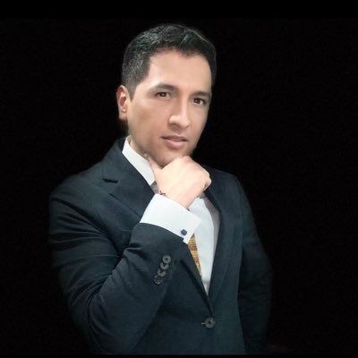 Periodista de la Septién y abogado de la UNAM, maestrante de la UP. Analista político 🥊 Contragolpe 🥊Amante del deporte y el arte. Soy 🦅 Dirijo Capital CDMX.