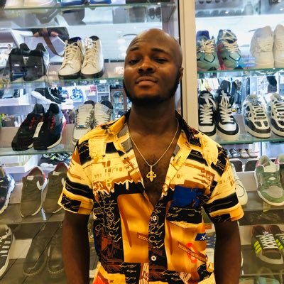 Dealer on all kinds of carpentry tools
Engineering,mechanical and
Welding equipment.
Chelsea fan and proudly FC.
Biggest bird 🕊️ to the world 🌍🌎
