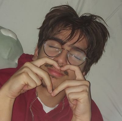 Lil__Ramen's profile picture. diga menina carolina