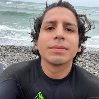 Un Benedetti que intenta escribir. Periodista. UNMSM