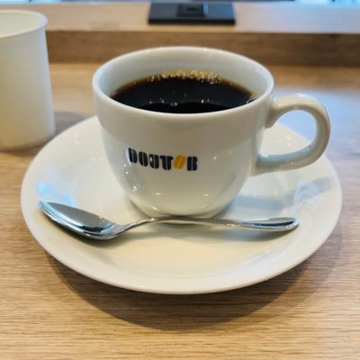 よくドトールやコメダ珈琲に出没しています☕️