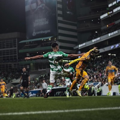 Jugador de santos laguna🇲🇽. Club atlético roque perez💙💙.