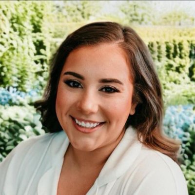 kateavino's profile picture. @sourcebooks Developmental Editor // @HerCulture Founder & CEO // @nyuniversity Alum // Calligrapher & Crafter