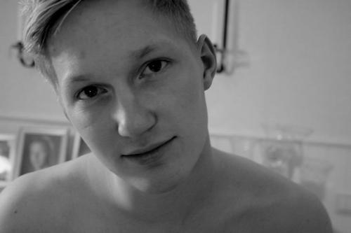 robinrogne's profile picture. Jag är en människa.