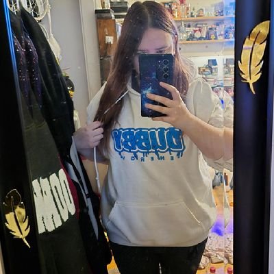 I'm 24,I'm partners with dubby energy, if you want to try it use my code @brookie699, get 10% off. twitch: brookie699,youtube:brookie699,tiktok:brookie699