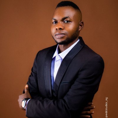 I'm a Graphics designer, Blogger, citizen journalist, promoter and Financial analyst