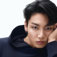 GOLDEN 📀 (@miraciejjk) Twitter profile photo