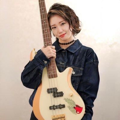 Bassist ソロ垢🎸ハリネズミと暮らしてます🦔 好きなことをして生きていく。お仕事依頼はDMへ✉️他SNS⏬