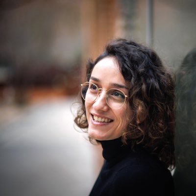 Doctora en Literatura catalana, professora @UOCartshum, investigadora @identicatUOC i crítica literària. Núm. 8 d’@alhora_cat;  📸@jordiborras