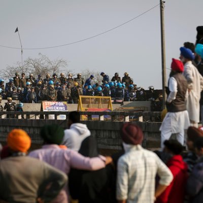 #farmerprotest #farmerprotest2024 #Punjab #Farmerprotest Mainaccount @Vickymaan_786  #FarmerProtestInDelhi #Haryanapolice #Kissanandolan #kissanmorcha 💪🌾🌾🎋