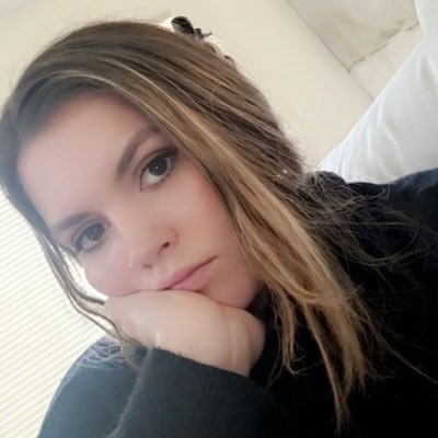 FarrAna24582's profile picture. 