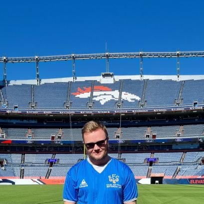 Denver Broncos fan living 8 million yards away from Mile High, writing about all things #BroncosCountry and the NFL! 

3 out of 30 NFL Stadiums visited 🏈