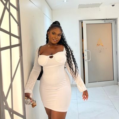 babybotos's profile picture. GOD❤️  MUSIC✨🎵 FREELANCE HAIR STYLIST💜 TUTOR 💜💜💜 “NO LEGACY IS SO RICH AS HONESTY.” POSITIVE VIBES🥰✨