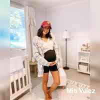 Mia Velez (@_miaelez) 's Twitter Profile
