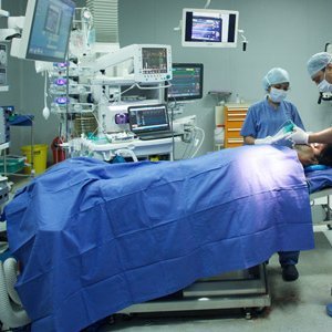 Manufacturers and suppliers of hospital bedlinen, pillow cases, scrub suits , towels etc.,