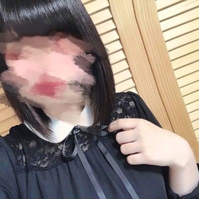 人妻。夫とは仲良いし愛しているけど欲求不満でもの足りなくて。