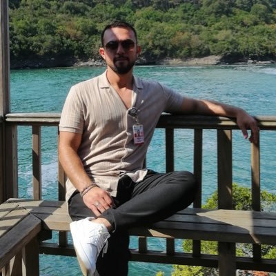 Profesyonel Trekking Rehberi/
Profesyonel Turist Rehberi