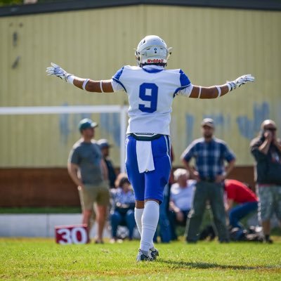 C/O 25🇨🇦26🇺🇸||DB/LB//6’0175lbs//St - Peter High School// Email: rogerzein12@gmail.com