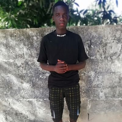 Hello my dear brothers and sisters.Please me and my siblings we need help please help us and donate,share my GoFundMe Link 🔗 in bio.