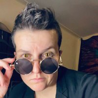 Kira (@shark_o_saurus) 's Twitter Profile