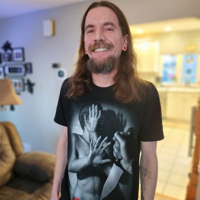 Author of Hallowed Ground and Vengeance. (Available on Amazon & Smashwords). Socially awkward genius. https://t.co/01SdVmLCBW
