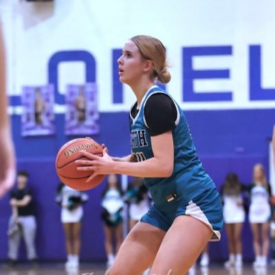 North Oldham & Kentucky Ice #24 // 5’7 SG 24’ e-mail: grsipes24@gmail.com