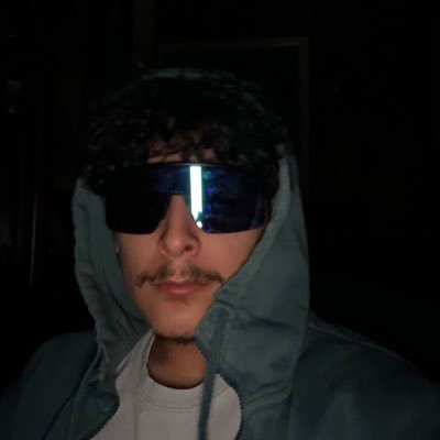 yslnolram's profile picture. 