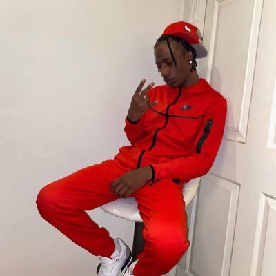 r2455532's profile picture.