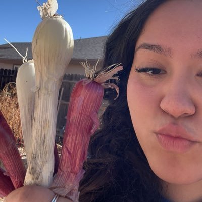 Urlooking4lena's profile picture. 