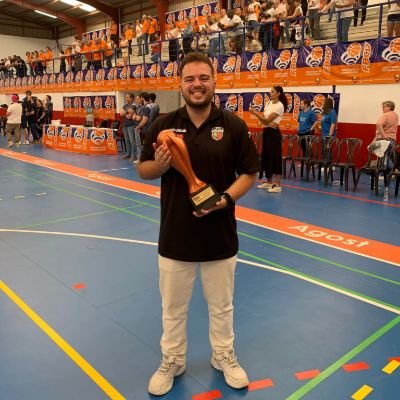 Entrenador de baloncesto en Nou Básquet Paterna.