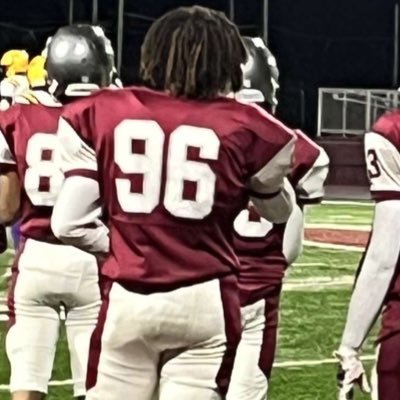 Class Of ‘27 || Defensive Line || 5’10 || 183 lbs || Destrehan High School || Louisiana || 3.2 GPA || judahthornton09@gmail.com