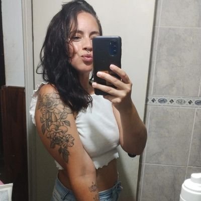 belen_negretti's profile picture. Amo a Ricky Martin
Mama de Lucas
hincha del mejor nob  ❤️🖤