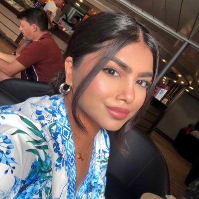 excusemee_'s profile picture. nothing to see here✌🏼😗