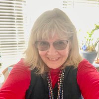Donna L Peterson(@DonnaLPeterson1) 's Twitter Profileg