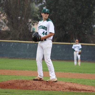 C/O ‘25 | Poway High Varsity Baseball | 6’3” RHP 87mph | 3.6 GPA | NCAA ID#2402221067 |