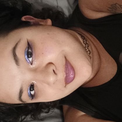 HeyyitsJaida's profile picture. I'm kind of an awkward Mama Bear✌🤪