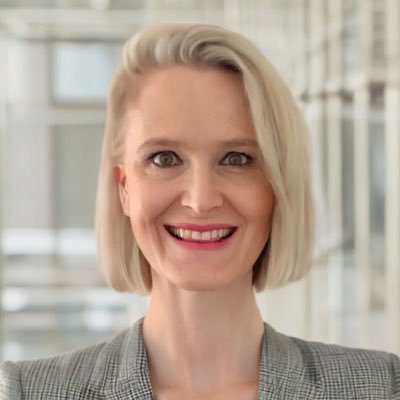 General Manager - Divisional Performance and Execution Commercial - ANZ : Mother of 3 boisterous boys, passionate about meeting people from all walks of life.