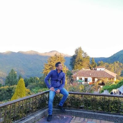 villalaz_11's profile picture. 