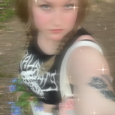 goblinpr0blem's profile picture. ༺🖤༻