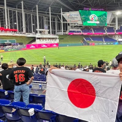 U95557020's profile picture. #frontale サポ歴18年。SSSからSSシーチケ民になりました。 文科系公務員として東京五輪開催に従事。その後別の国家公務員に転職。転職に伴う有給消化中に、欧州と🇺🇸行ってCLやWBC観て夢の様な日々過ごしたら仕事やる気無くしました。FIRE目標金額達成。後は自分の決断だけ。阪神も応援してます。