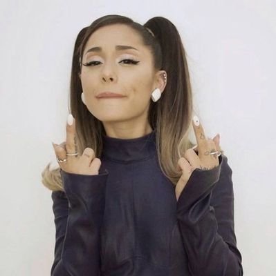 arianabocat Profile Picture