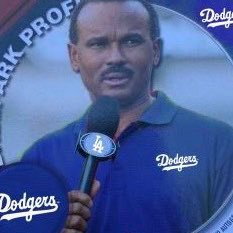 Dodgers, Bilingual MLB broadcaster. The Lord's guidance, sharing His blessings, baseball, health, family & Hot Yoga. Dominicano! Phil 4:13