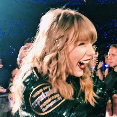 #1 GETAWAY CAR & BETTY STAN • stan since debut • 23 inside my fantasy • eras nj n1 and cincy n1 • reentered my pjo era