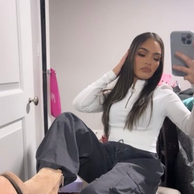 Kiiaraaliz_'s profile picture. Connecticut ☮️